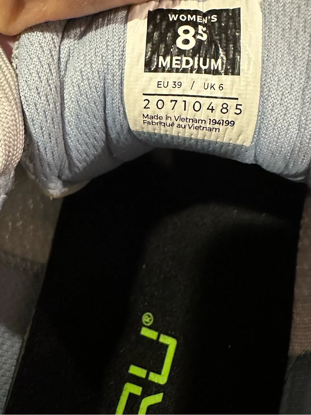 KURU cloud gray